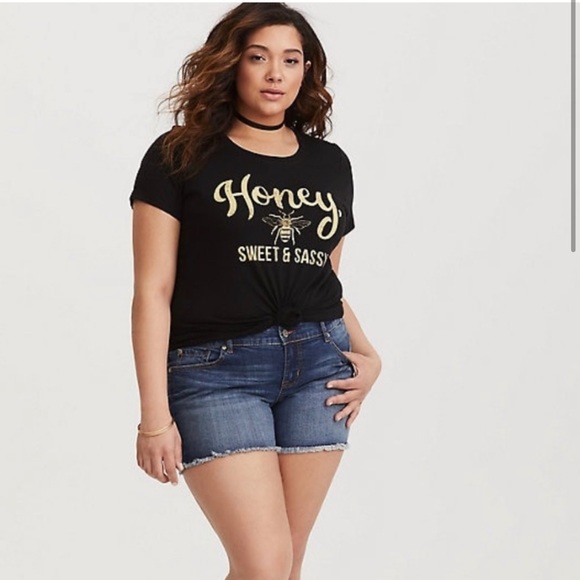 Torrid “Honey, sweet & sassy” graphic tee - Picture 2 of 9